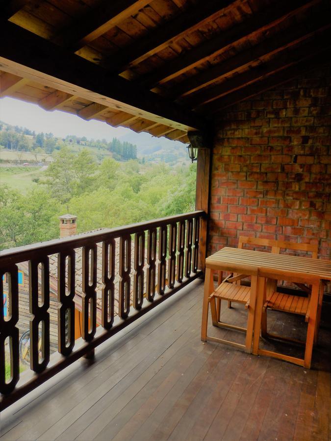 Hostal La
