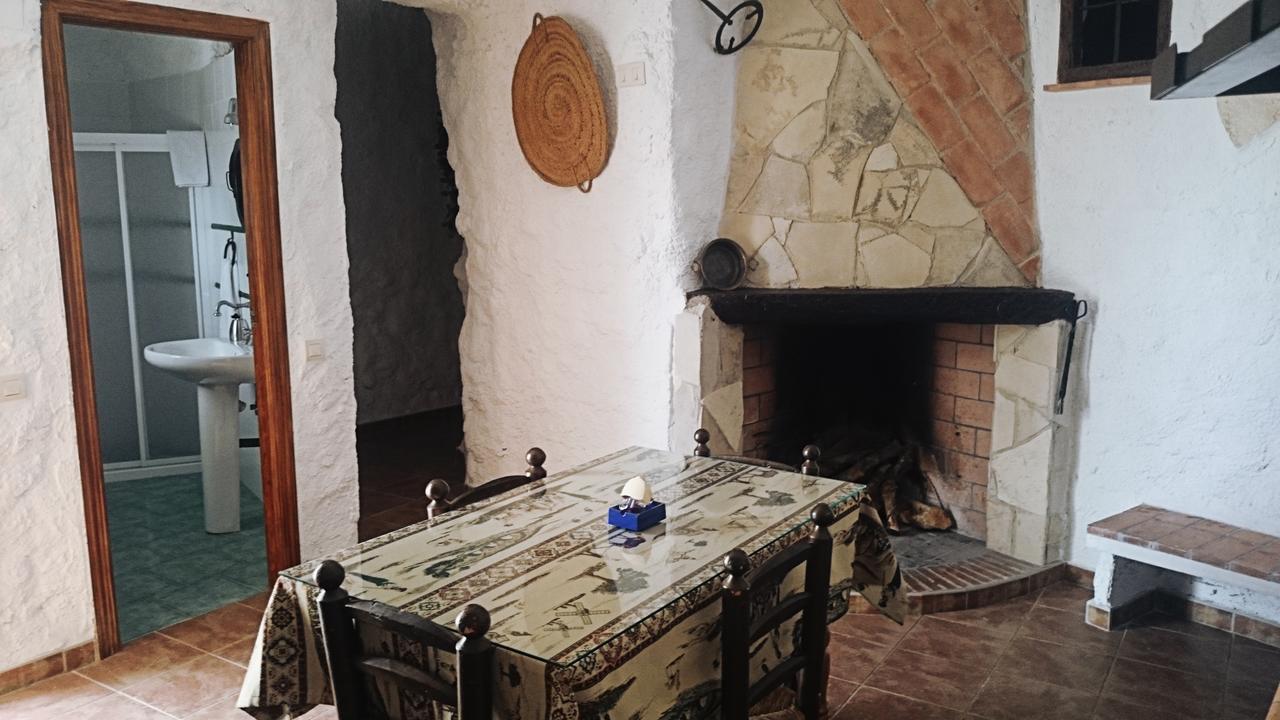 Apartahotel Cuevas El Atochal