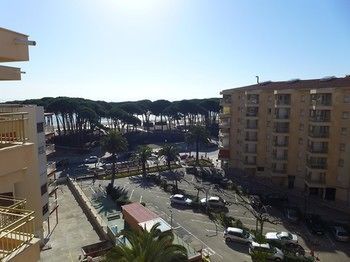 Cye 5 Rentalmar Apartment