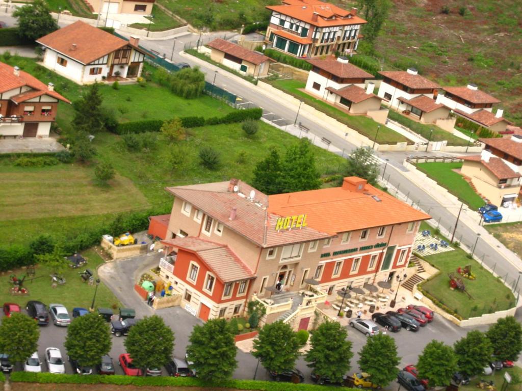 Erreka Hotel *