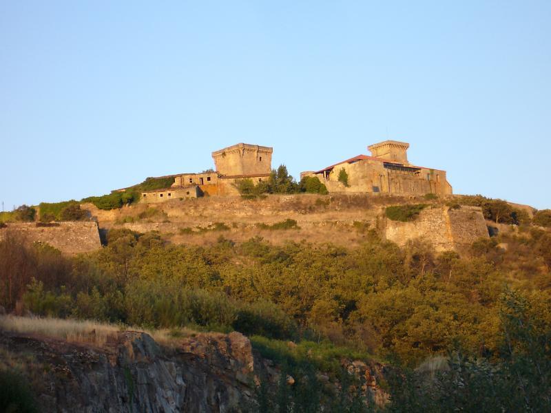 Castillo De 4* Monterrei
