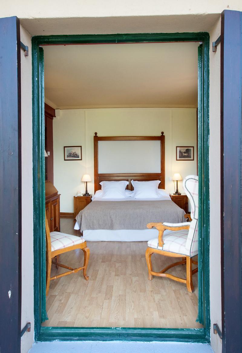 Hotel Husa Sant Bernat 3*