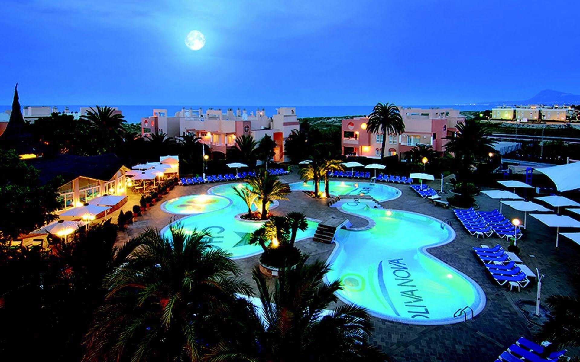 Oliva Nova Beach And Golf 4*