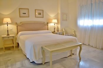 Y Casas Serinamar Marbella Hotel El Angel