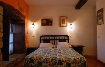 La Casona De Villanueva De Colombres * Vilanova De Arousa
