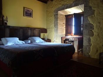 Hotel La Casona De Villanueva De Colombres *