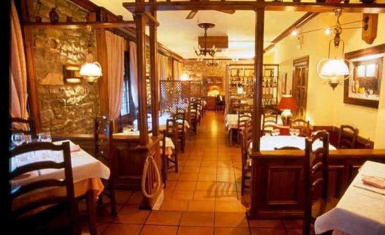 Pradas Hotel