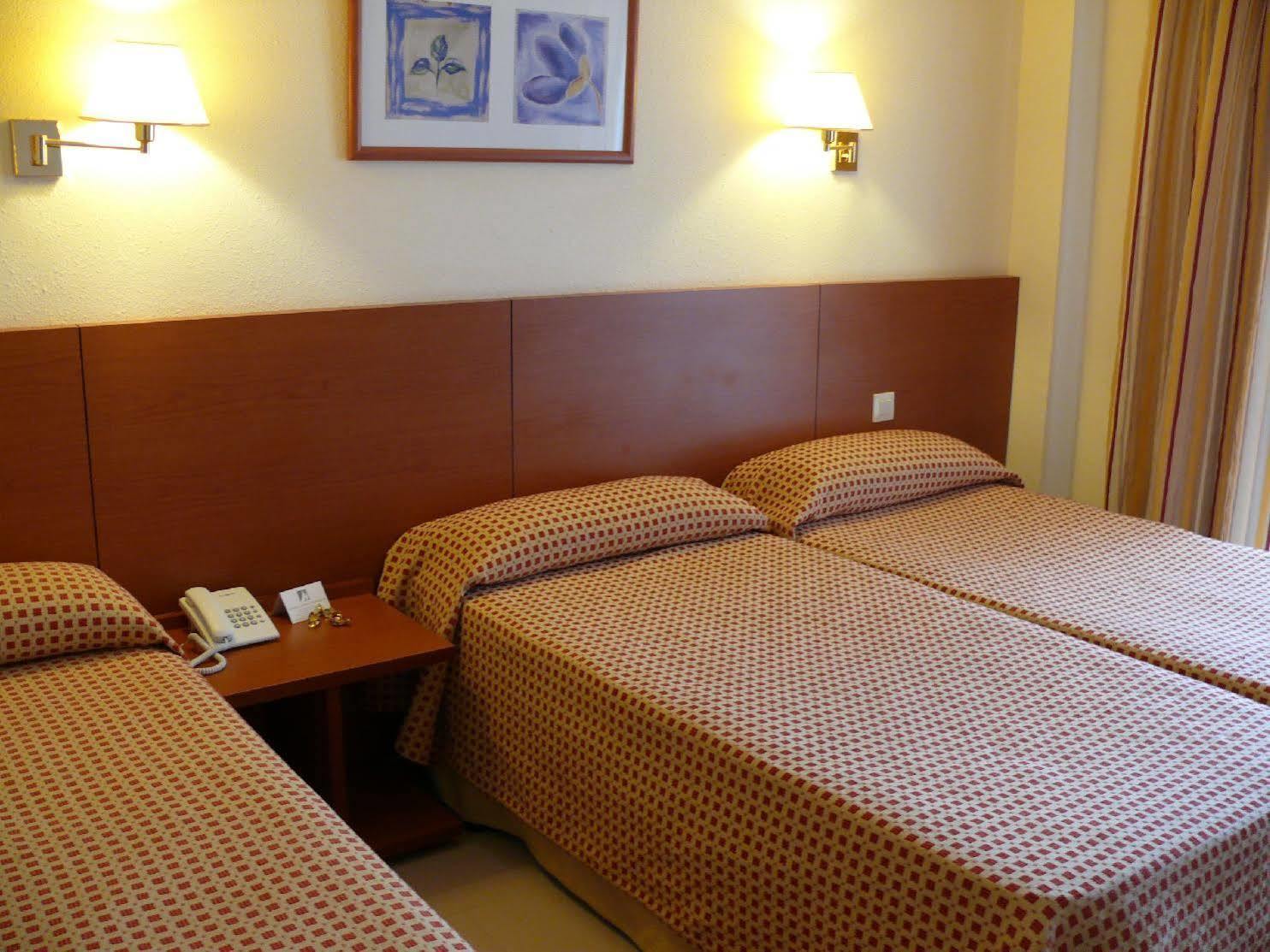 Mediterraneo Hotel Roses