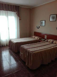 El Pozo De La Nieve Hotel 2*