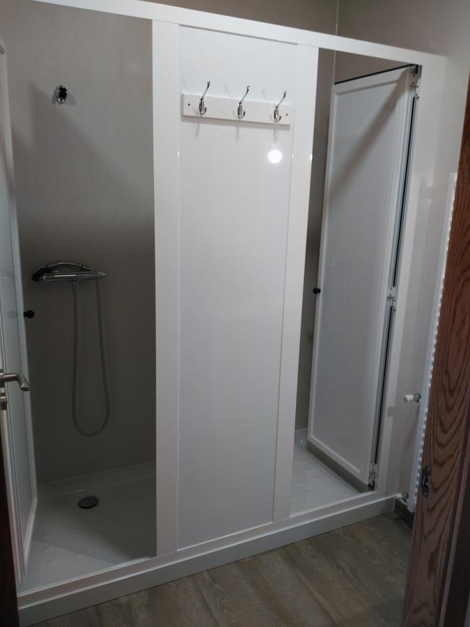 Porta Santa Hostel Baleira