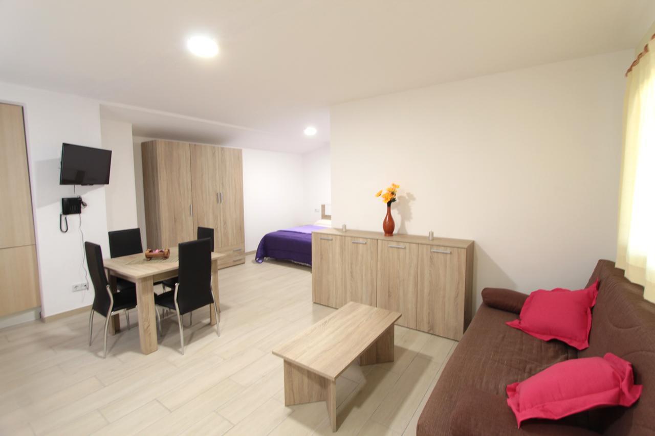 Giuliano Aparthotel 3*