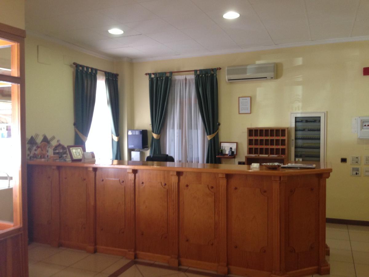 Los Desmontes Hotel Membrilla