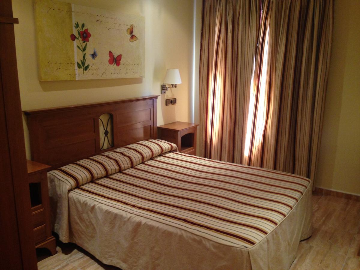 Los Desmontes Hotel Membrilla