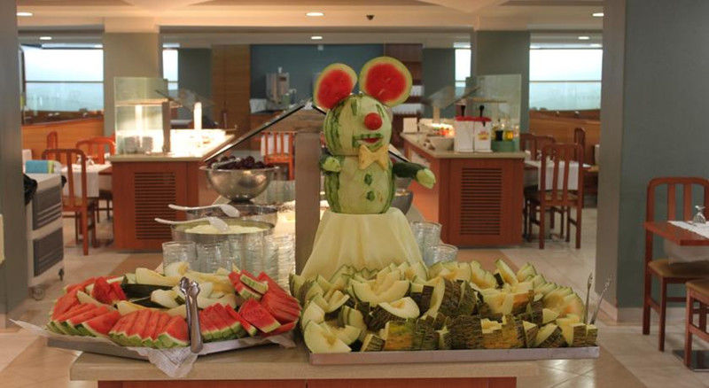 Riviera Hotel