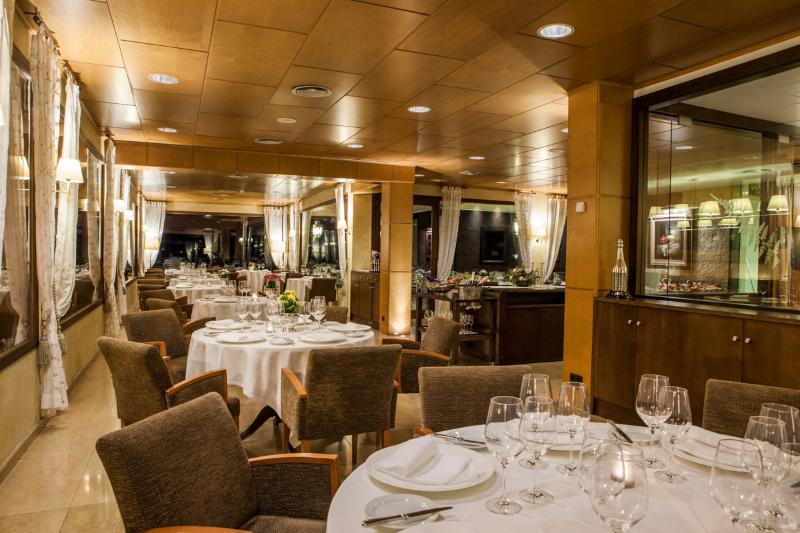 El Castell De Ciutat - Relais & Chateaux 4* La Seu d'Urgell