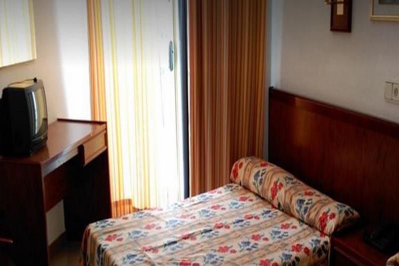 Daurada Park 3*