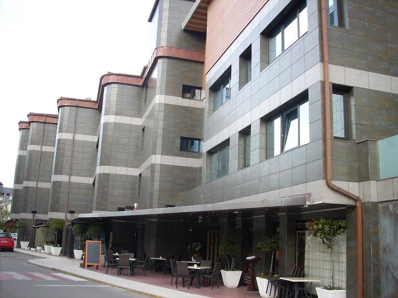 Bella & Hotel