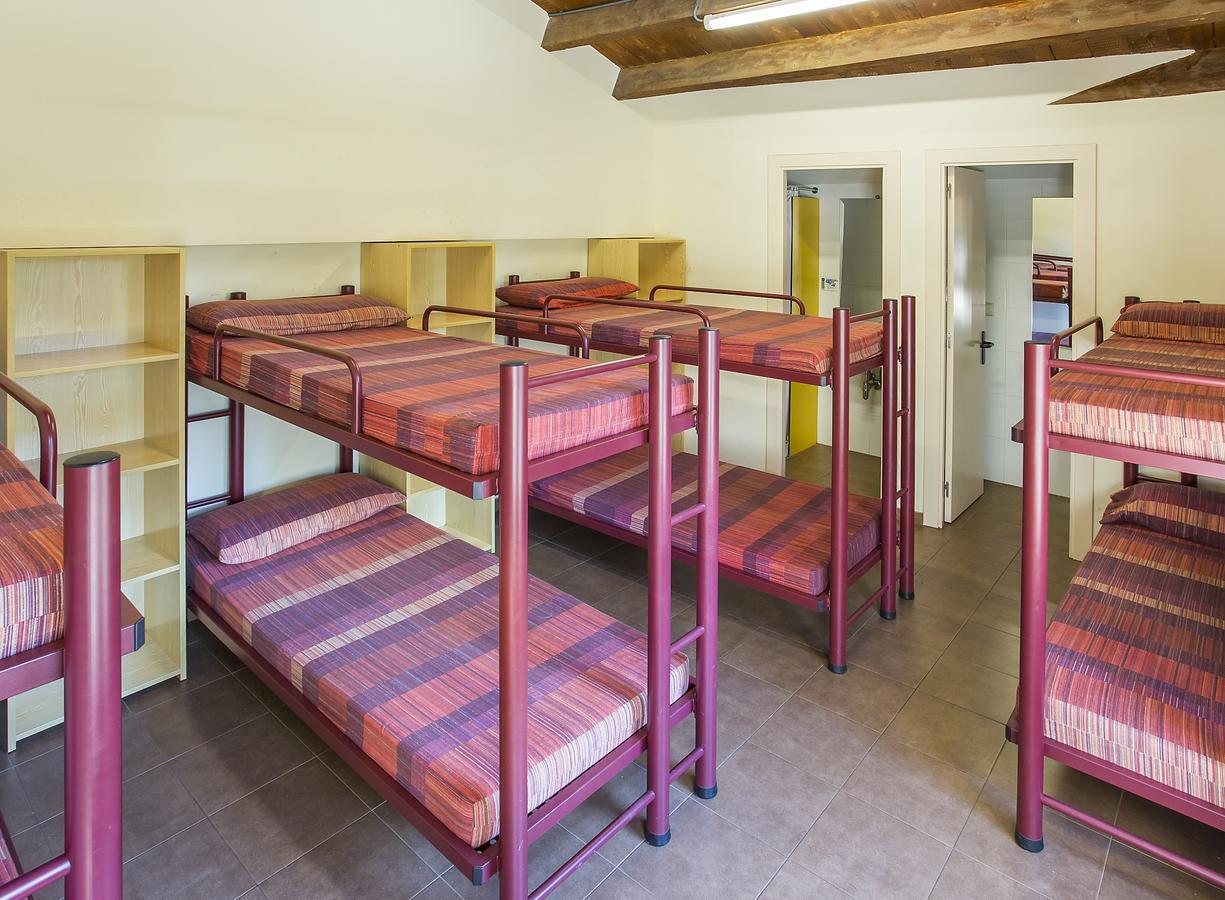 Hostel Alberg Santa Maria Del Roure *