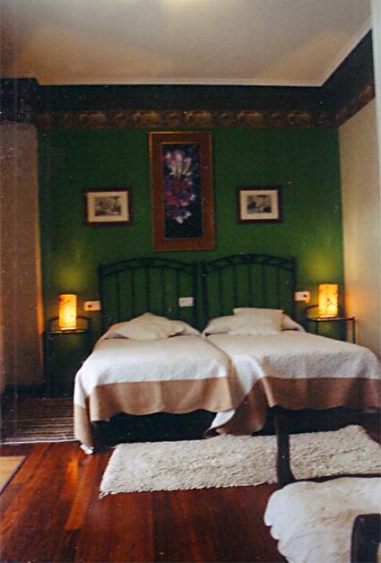 Hotel Joshe Mari *