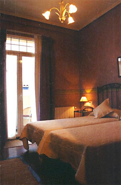 Hotel Joshe Mari *