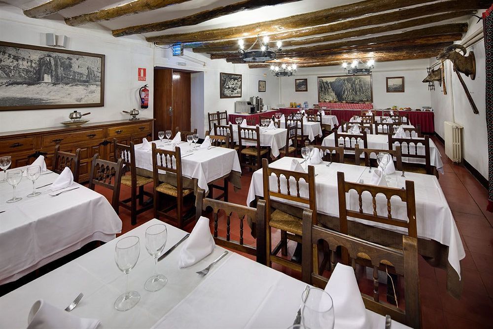 Hotel De La Trucha 4*