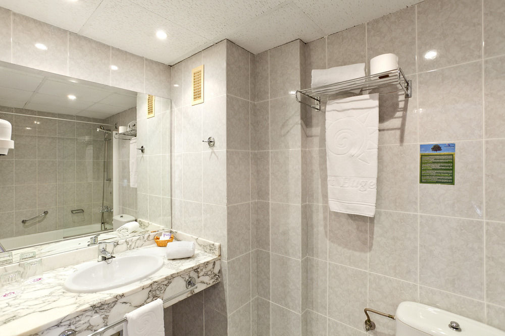 Hotel Port Eugeni 4*