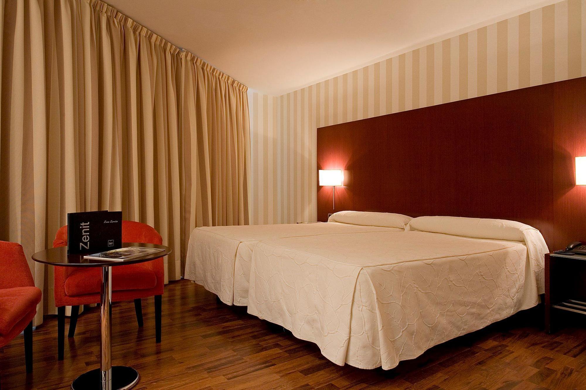 Hotel Zenit 4*
