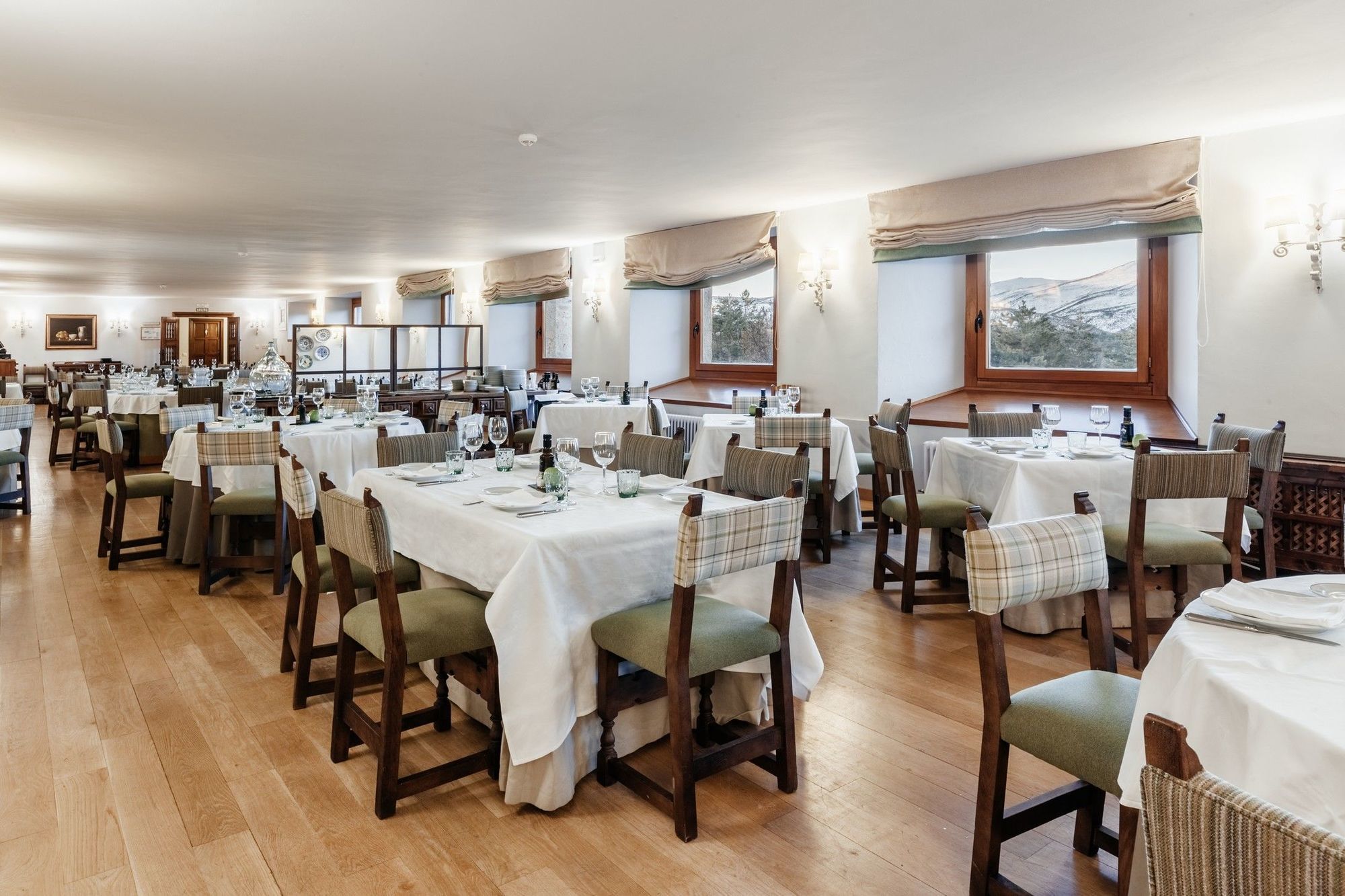 Hotel De Gredos 4*