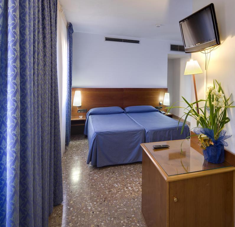 Hotel Civera 3*