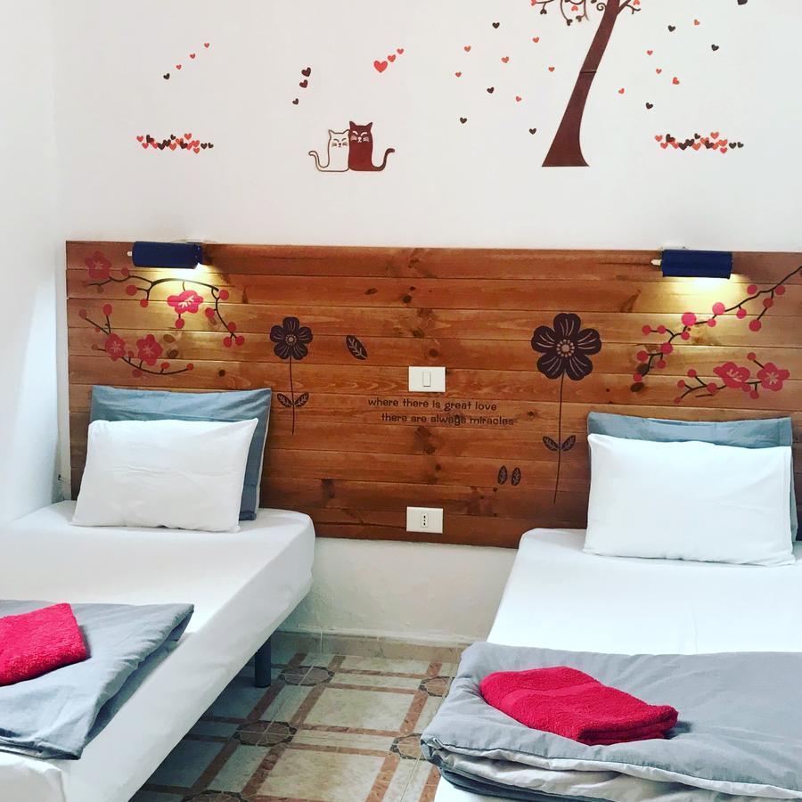 Hostel Canary Sun *