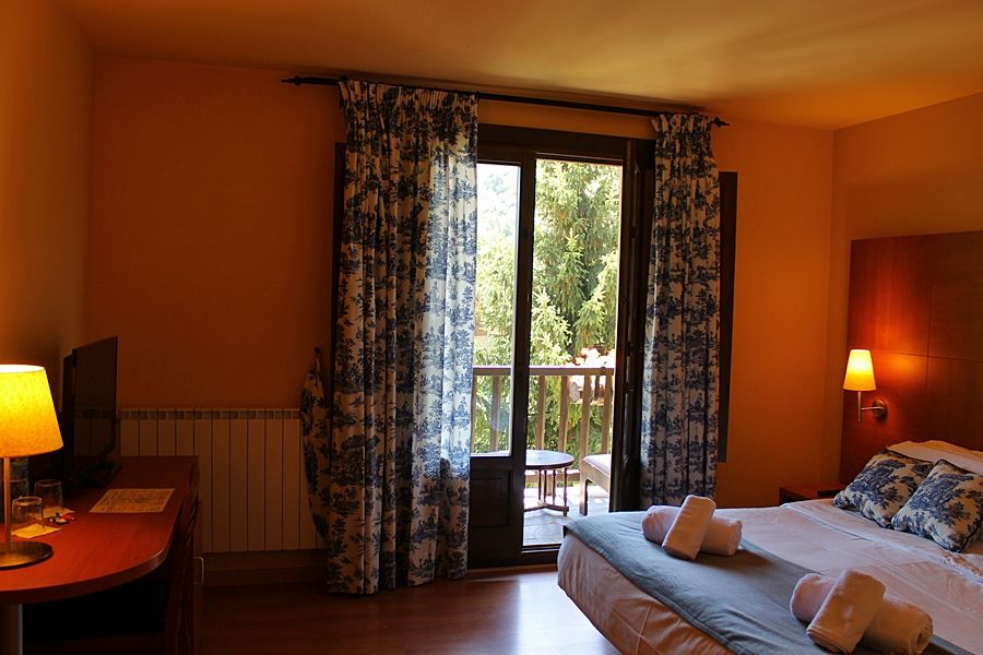 Saurat 3* Espot