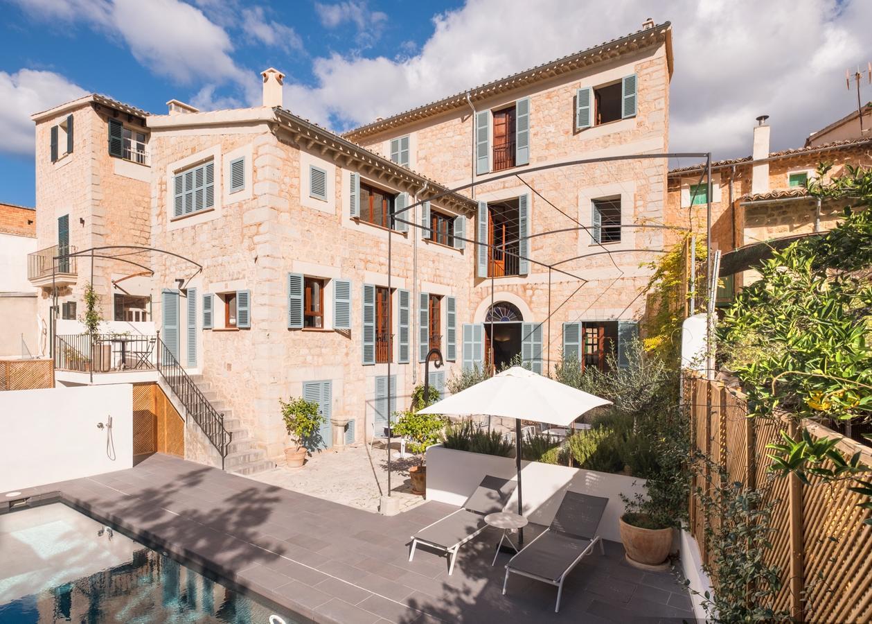 1902 Townhouse 4* Sóller