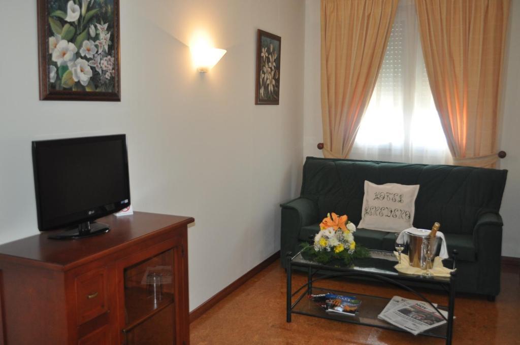 Heredero Hotel 3*