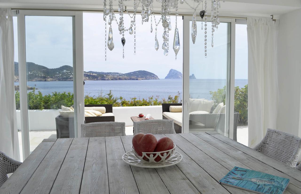 Can Blanc * Cala Comte