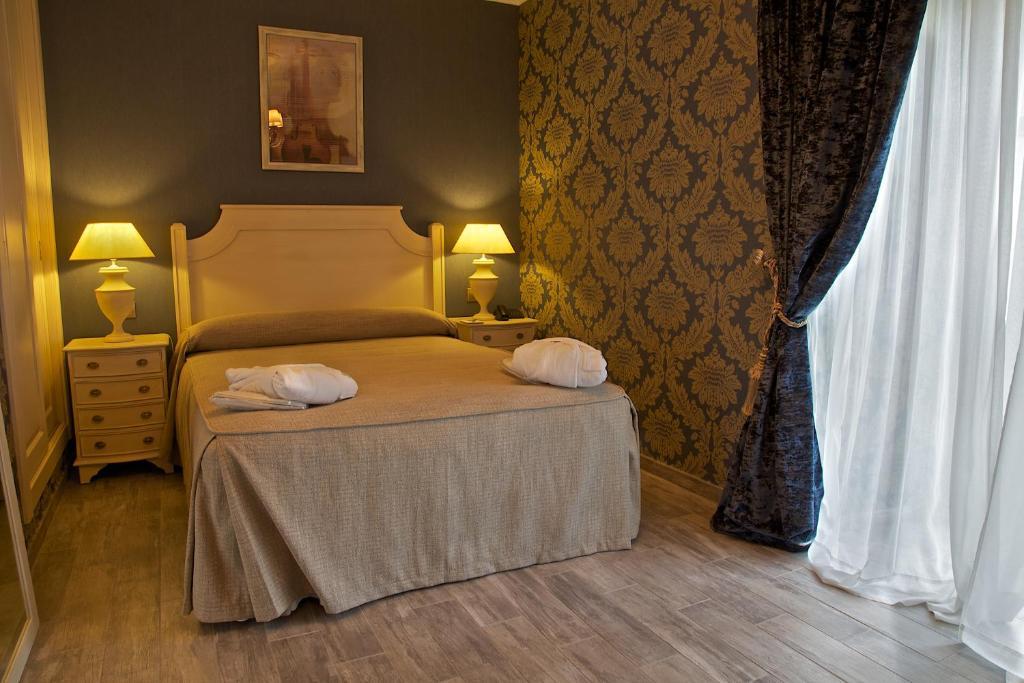 Hotel Marques De La Ensenada 5*