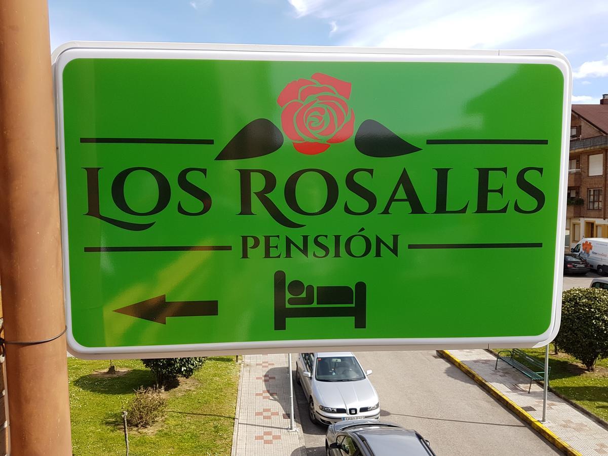 Pensión Rosales 2*