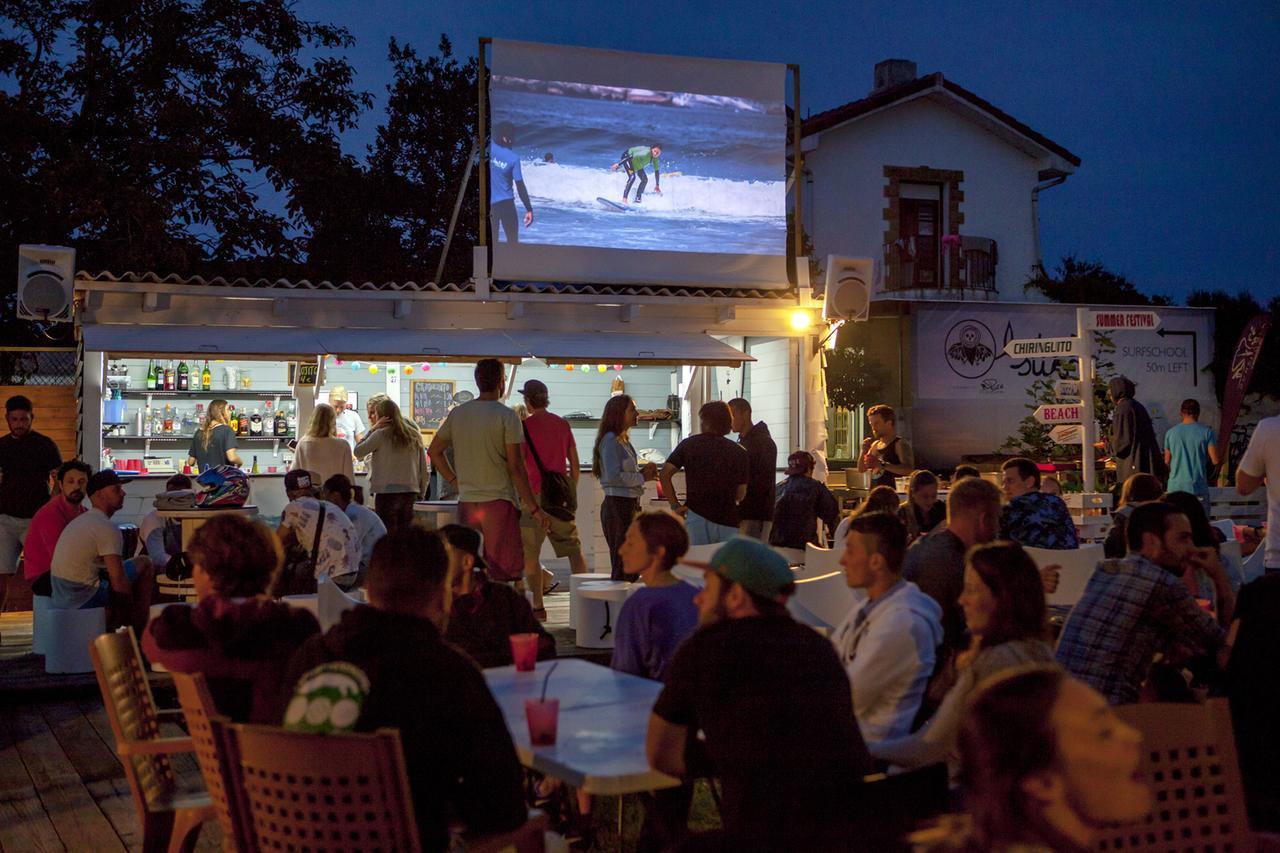 Latas Surf House *