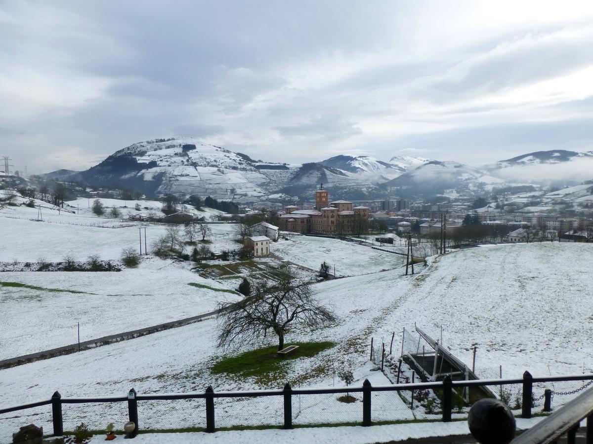 Casa rural Txanpardin