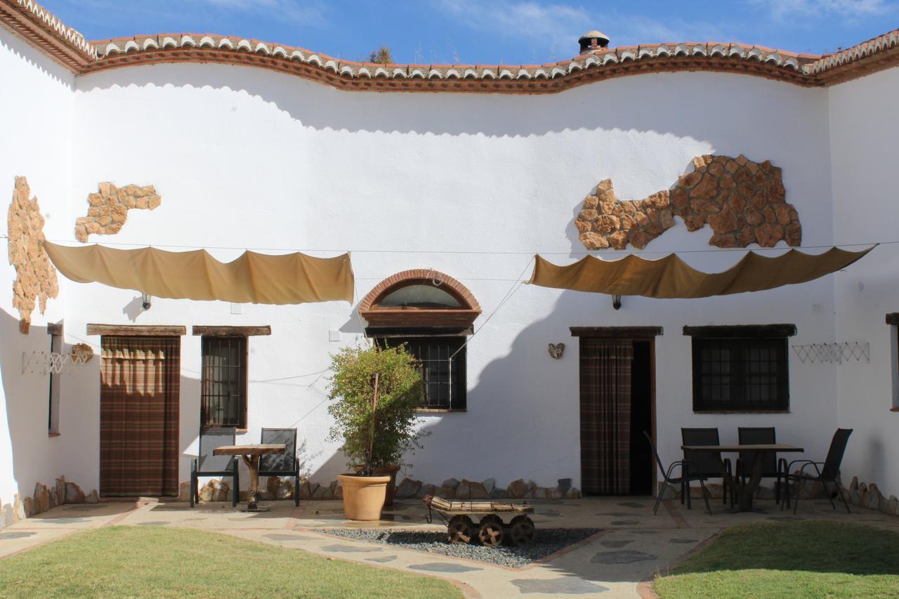 Cuevas Hammam Abuelo Jose * Purullena
