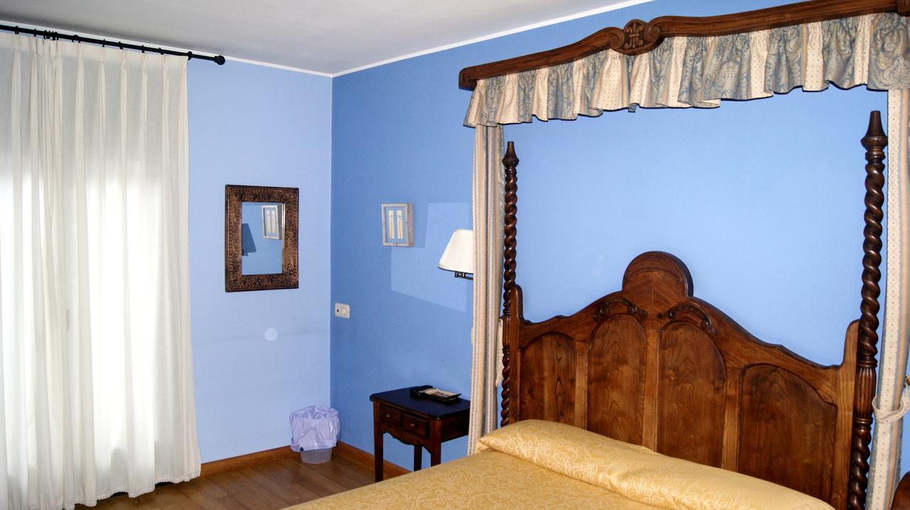 Hotel Conventin 2*
