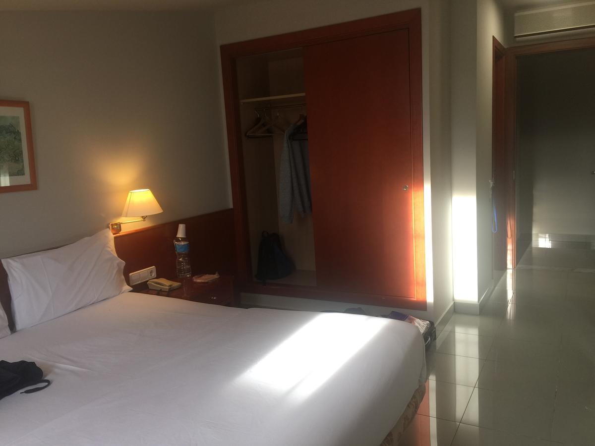 Hotel Budget Urpi Center