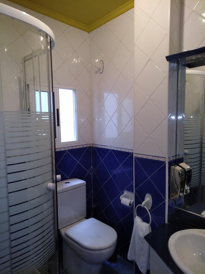 The Bridge Guest house Zaragoza