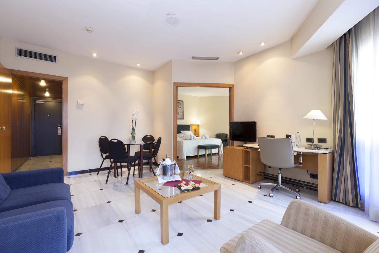 Hotel Urh Ciutat De 4*