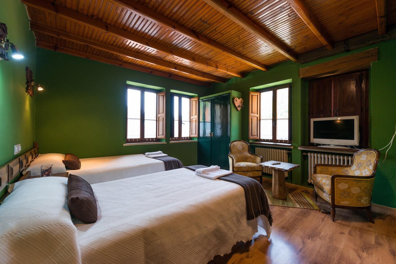 Pena Santa Guest house Soto (Castile and Leon)