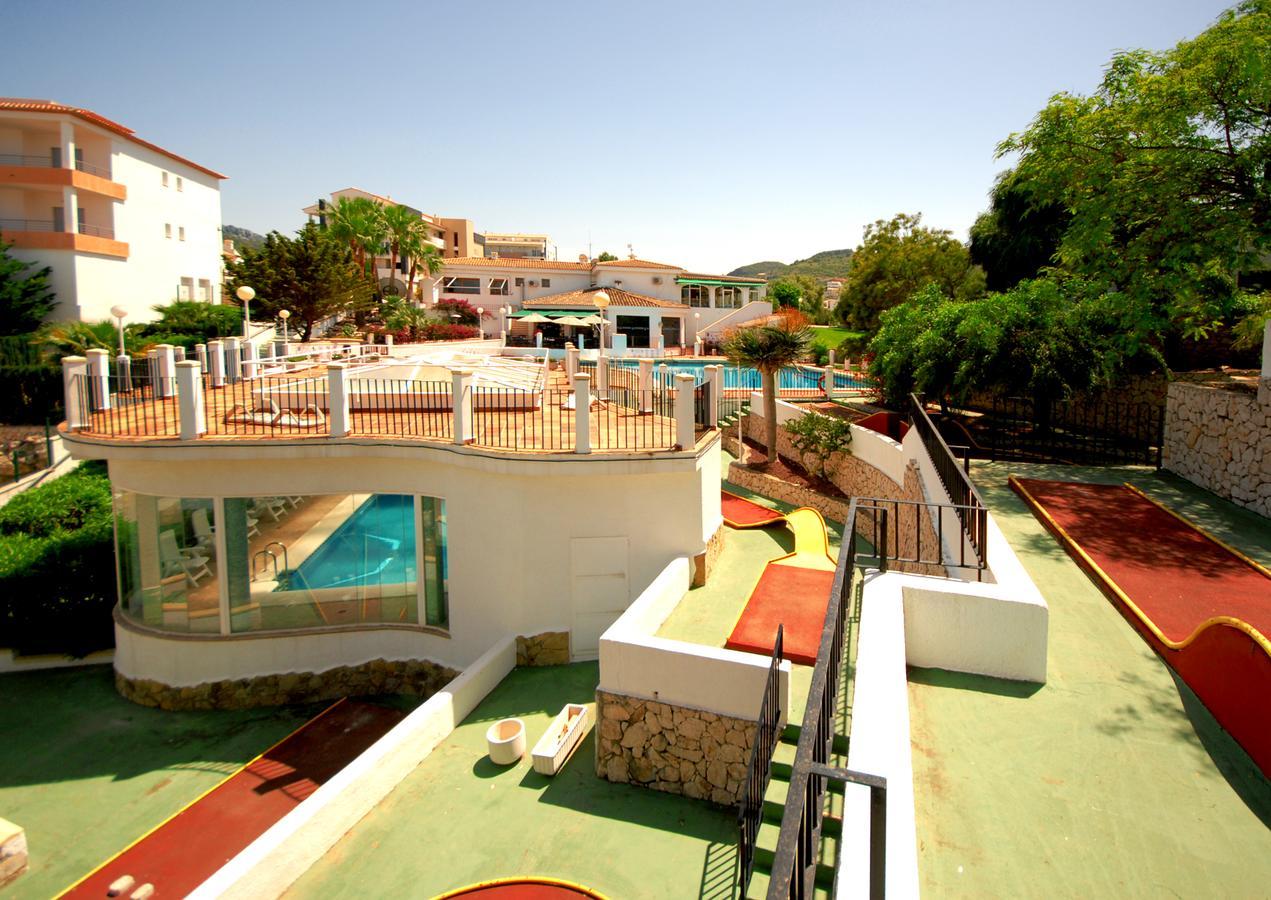 Complejo Bellavista Residencial * Pego