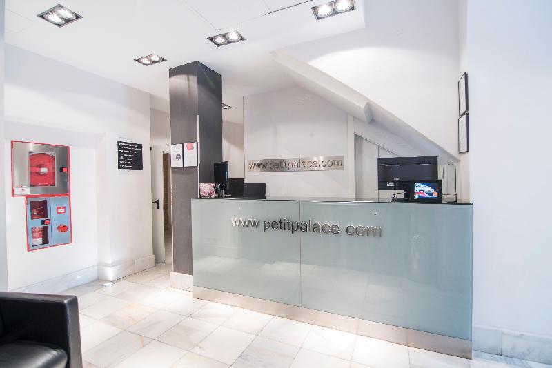 Hotel Petit Palace Canalejas 2*