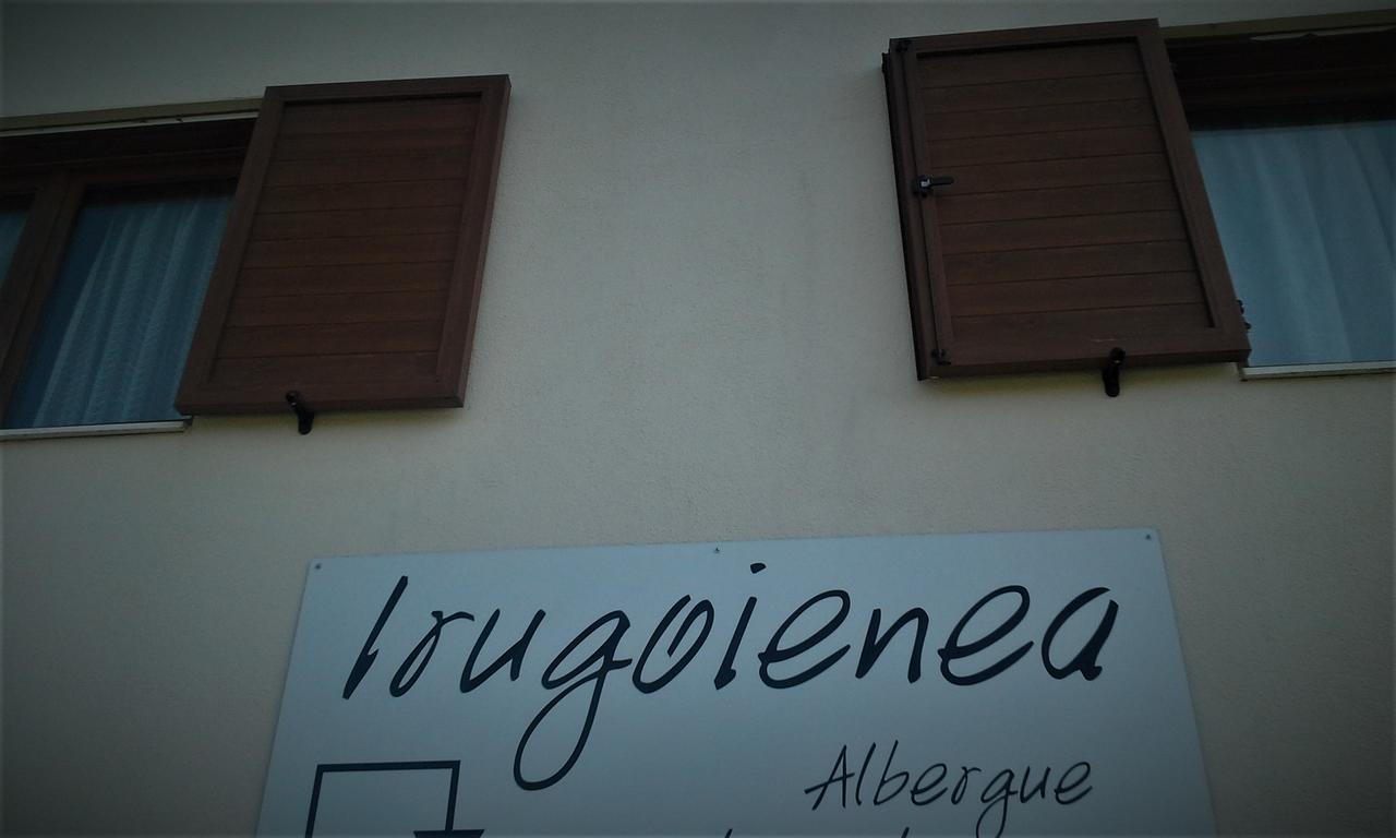 Irugoienea Hostal *