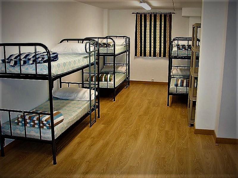 Irugoienea Hostal *