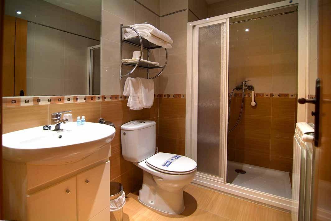 Gomar Hotel 2*