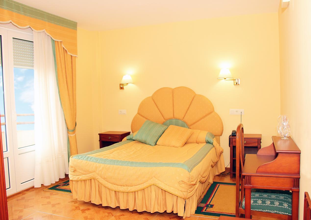 Hotel Avenida Iii 2*